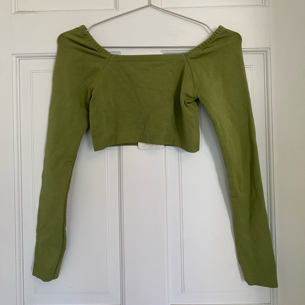 Fabletics cropped seamless long sleeve